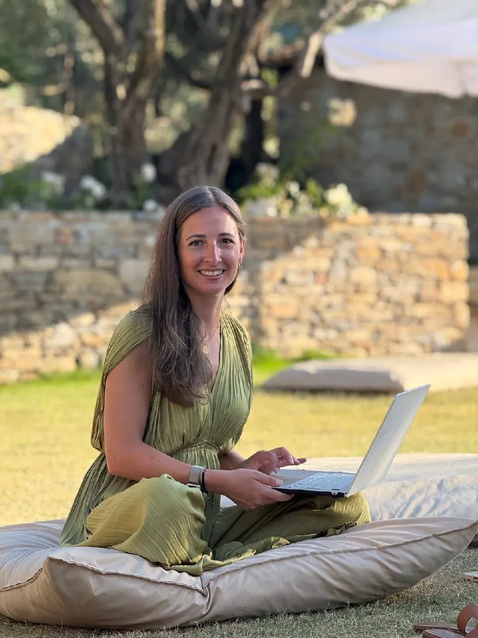 Porträt von Dani, Accounting & Finance bei worldculture travels